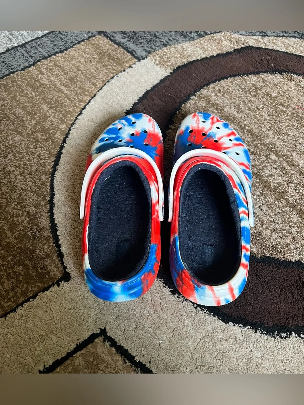 Big Girl/Boy Crocs Classic Lined Tie-Dye Clogs Size J6 Unisex
